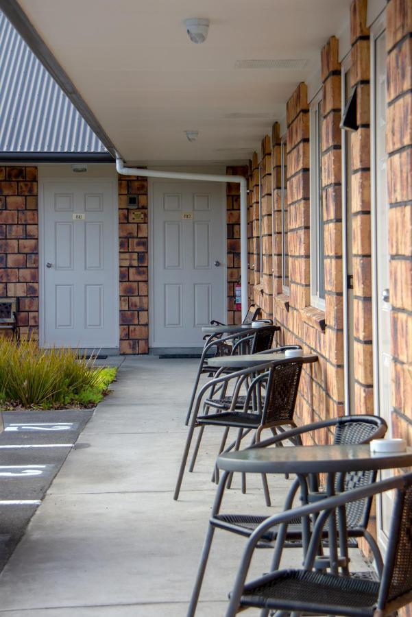 Bk'S Chardonnay Motor Lodge Masterton Esterno foto